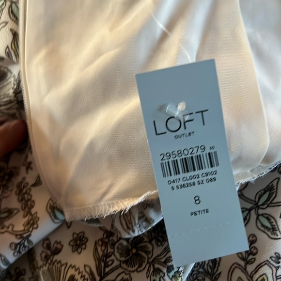 LOFT Floral 🌺 Maxi Dress in White and Pink - Picture 4 of 8